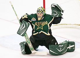 nhl_g_turco_275.jpg